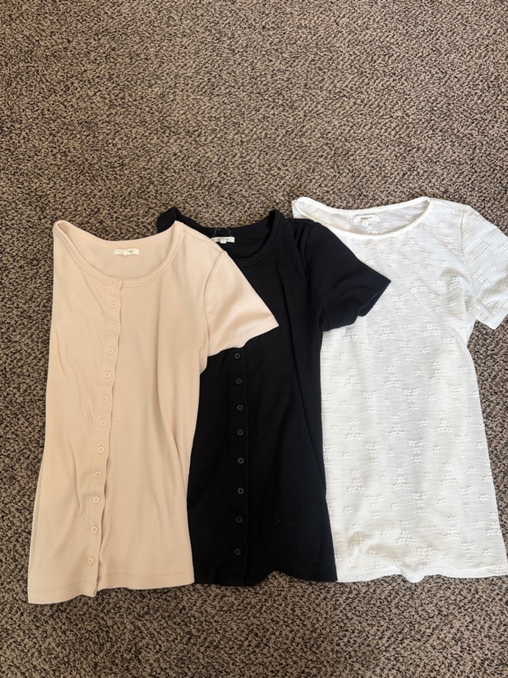 Maurices Three Short Sleeve Tees in Beige, Black & White
